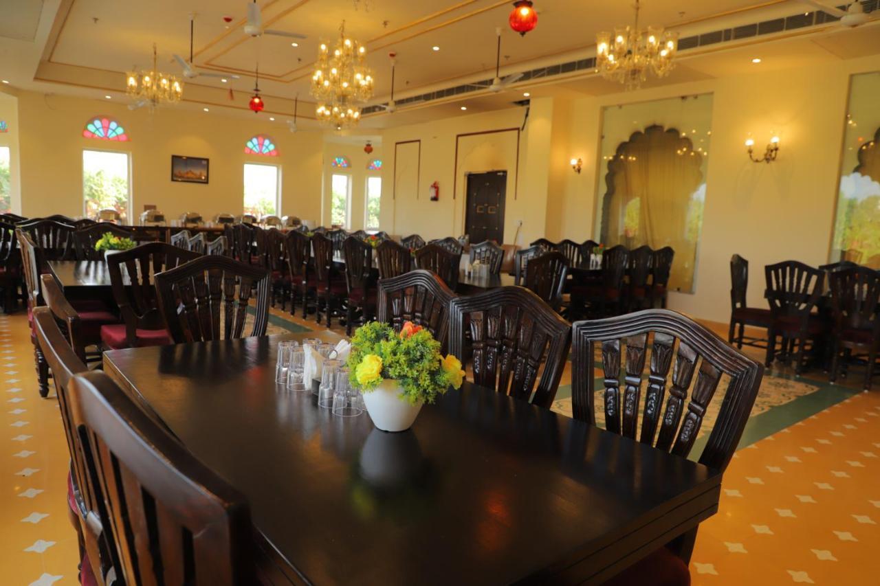 The Grand Barso Hotel Bharatpur Ngoại thất bức ảnh